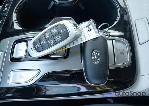 2022 Hyundai Tucson Hybrid Limited z USA, uszkodzony, nr VIN KM8JECA17NU047259